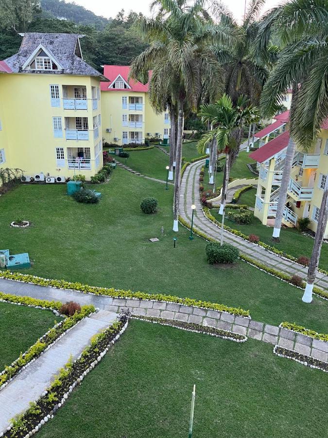 Апартаменты The View At Mystic Ridge Penthouse 78A Очо-Риос Экстерьер фото
